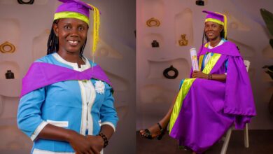 “She returned to school after 25 years and graduated with first class” – Daughter celebrates mom