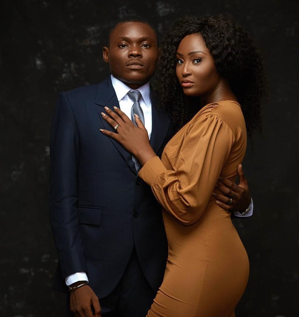 Scarlet Gomez & Temi Gomez