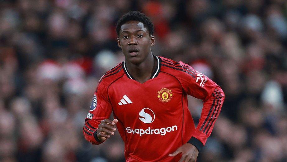 Mainoo agrees new long-term Man United deal until 2031