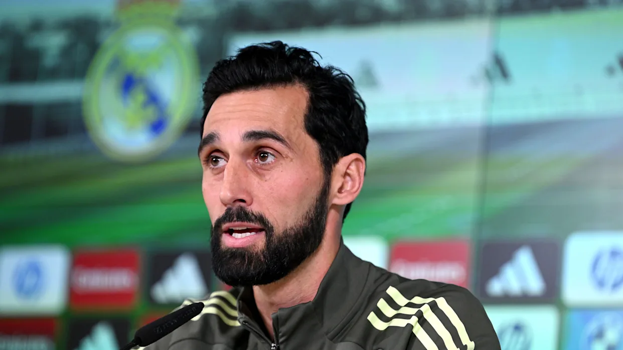 Arbeloa backs Perez after Real Madrid title row claims