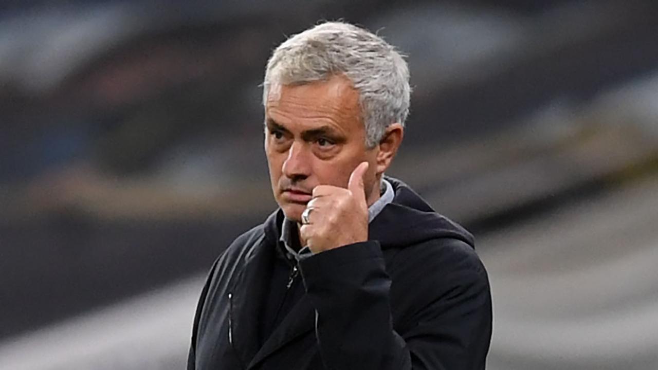 Mourinho casts doubt over Benfica future, reveals he would not sign extension amid Madrid interest