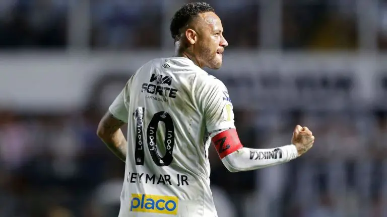 Messi backs Neymar for Brazil World Cup return