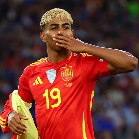 Spain include Lamine Yamal to World Cup squad, exclude Real Madrid players