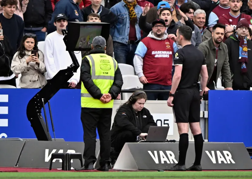Arteta praises ‘brave’ referee after controversial VAR call saves Arsenal against West Ham