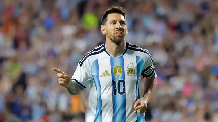 Klose backs Messi to break his World Cup scoring record