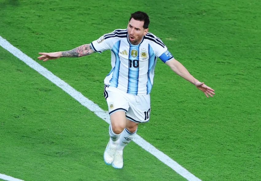 Messi equals Klose's World Cup scoring record with historic hat-trick against Algeria