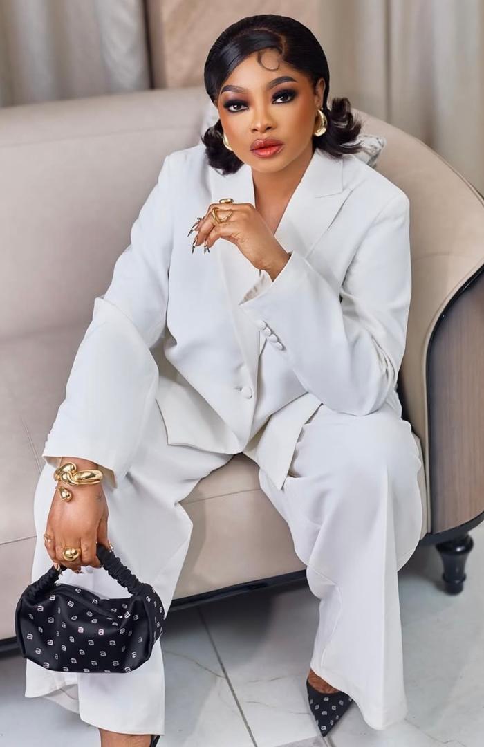 Funmi Awelewa
