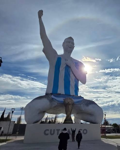 Argentina unveil 85-foot Messi statue to honour his World Cup heroics