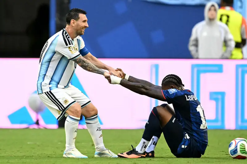 Messi on target as Argentina survive Cape Verde scare to reach last 16