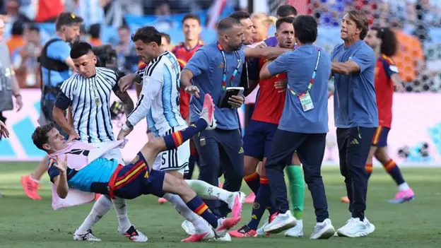 FIFA launches probe into Argentina World Cup final incidents