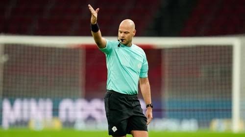 Former World Cup referee Rob Dieperink dies aged 38