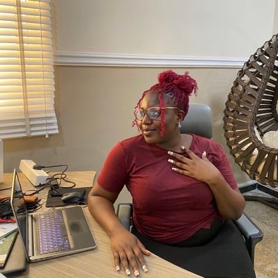 Lady shares boyfriend unexpected response to morning devotion