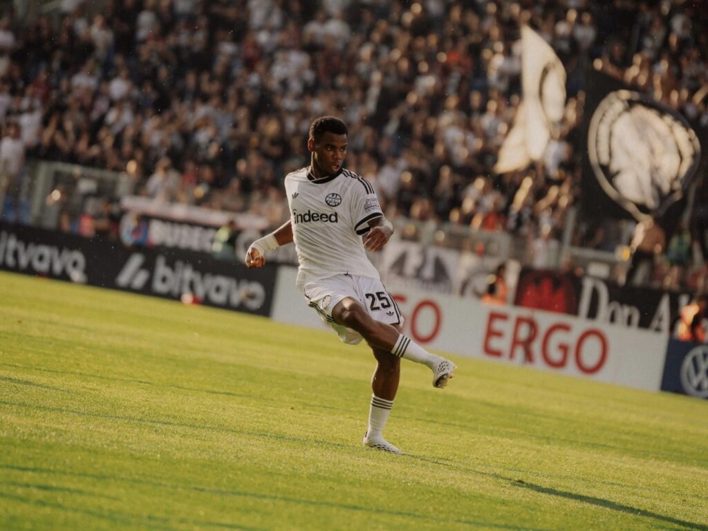 Onyedika makes winning Frankfurt debut in 11-0 cup rout