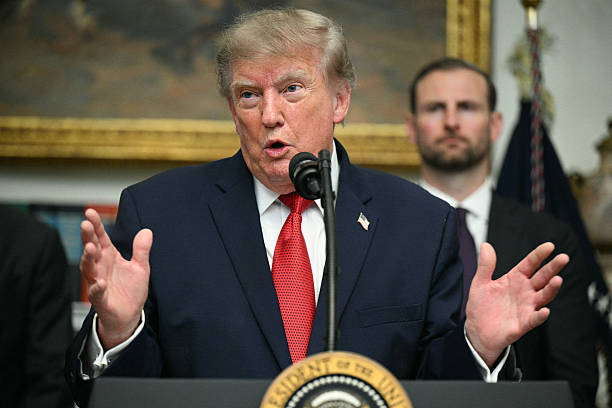 us-reveals-new-requirement-for-2-year-green-card-holders-shares-residency-deadline