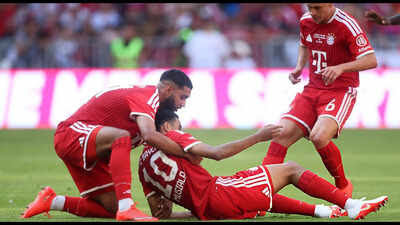 Musiala collapses after scoring for Bayern Munich against Leipzig