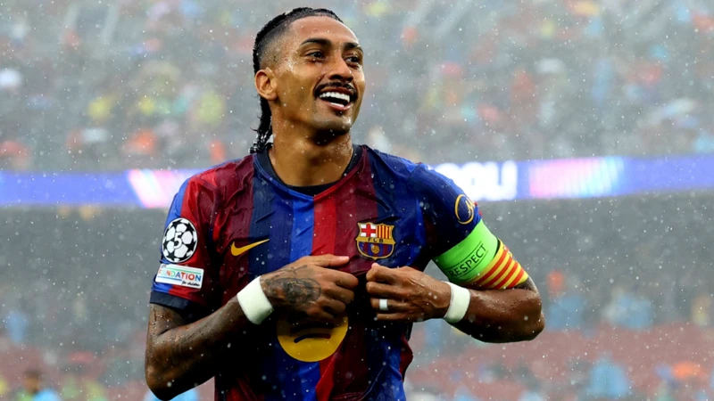 Raphinha double leads Barcelona to emphatic Champions League win over Feyenoord