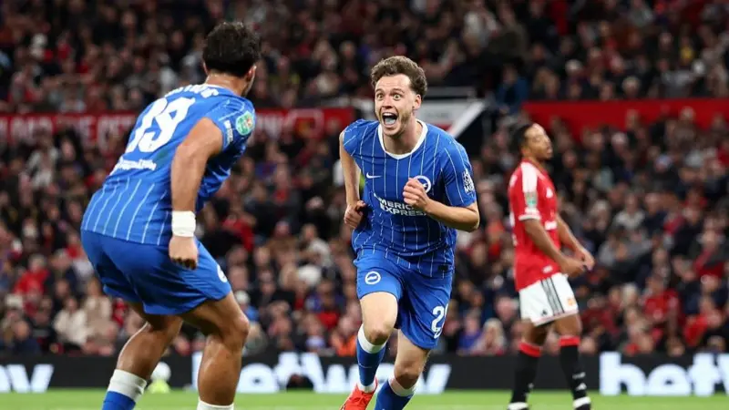 Man United surrender two-goal lead as Brighton end 50-year record