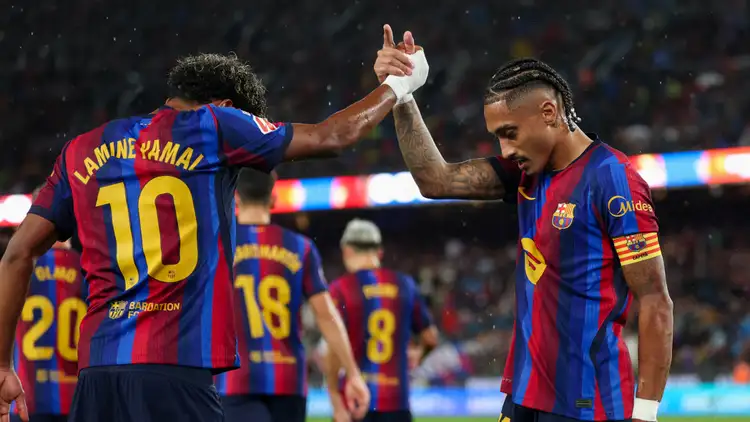 Raphinha hat-trick fires Barcelona to seven-goal win over Santander