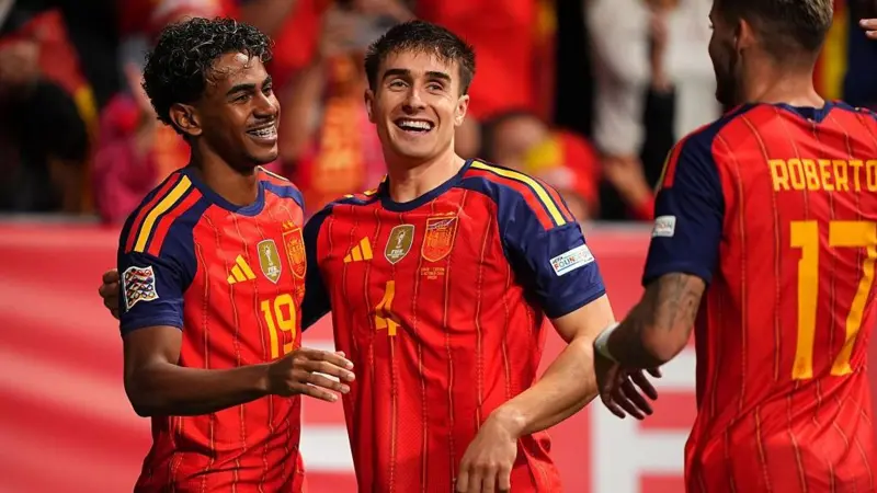 Nations League: Spain extend winning run with win over Czech Republic